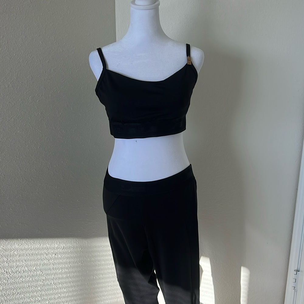 MWT Victoria Secret Pink Set Top/leggings size large